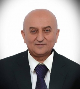 اياد ابوهزيم 